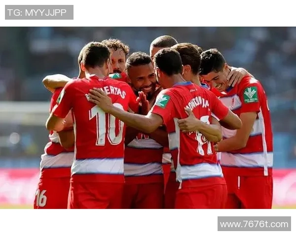 欧冠小组赛年轻人对决莫陆军年轻球员的精彩较量与战术分析